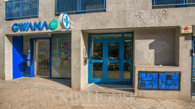 9 bedrooms Commercial property in Madrid, Spain No. 113508