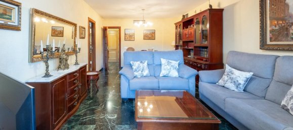 4 bedrooms Apartment in Granada, Spain No. 20076 2