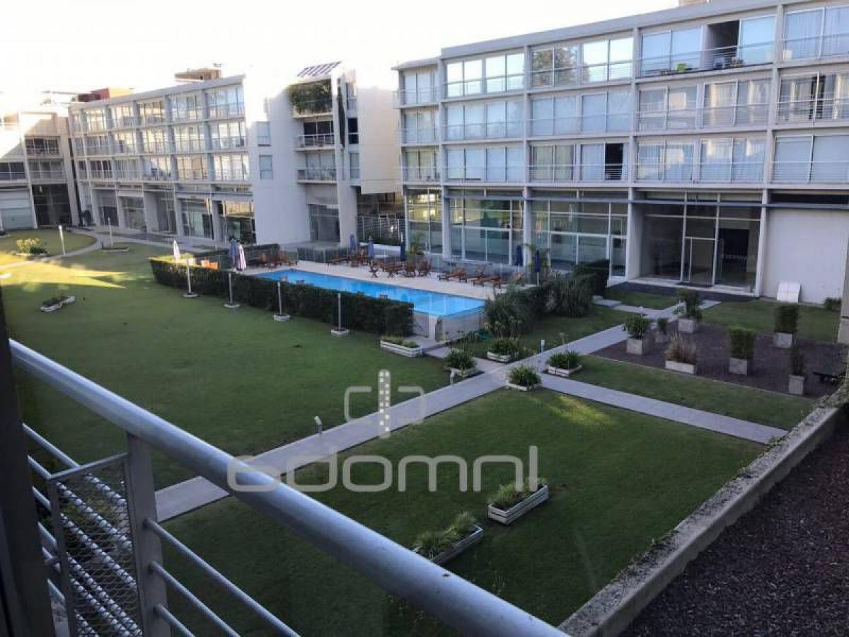  مستودع في Pilar, Argentina 12متر مربع رقم 110025