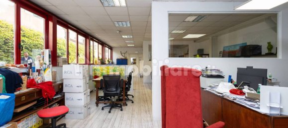 5 bedrooms Apartment in Turin, Italy No. 331968 21