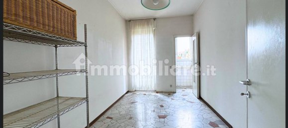 3 bedrooms Apartment in Milan, Italy No. 337491 9