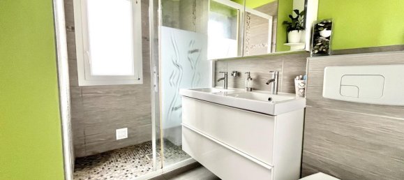 Casa de 3 dormitorios en Sotteville-les-Rouen, France No. 361968 6