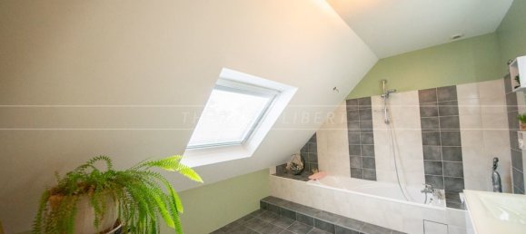 5 bedrooms House in Plouarzel, France No. 199443 8