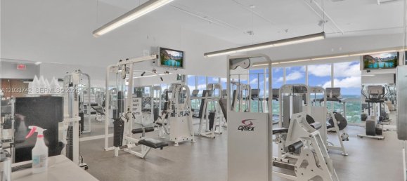 36.98 m² propiedad comercial en alquiler en Miami, Miami-Dade, Florida, USA № 614955 4