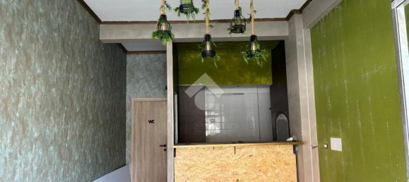 1 room Commercial property in Rome, Italy No. 167076 11