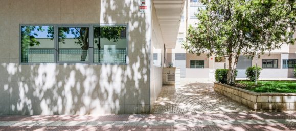 Gewerbliche Immobilie in Zaragoza, Spain 200m², Nr. 67607 14