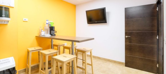 Gewerbliche Immobilie in Zaragoza, Spain 200m², Nr. 67607 9