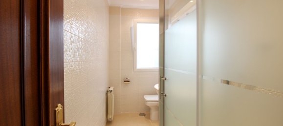 3 Schlafzimmer Wohnung in Santander, Spain, Nr. 159736 10