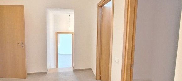 6-salle Maison à Penne, Italy No. 83672 11