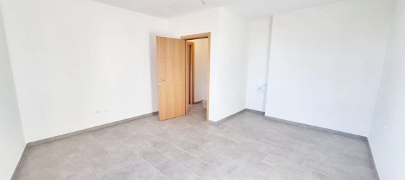 6-salle Maison à Penne, Italy No. 83672 16