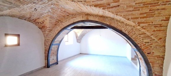 6-salle Maison à Penne, Italy No. 83672 3