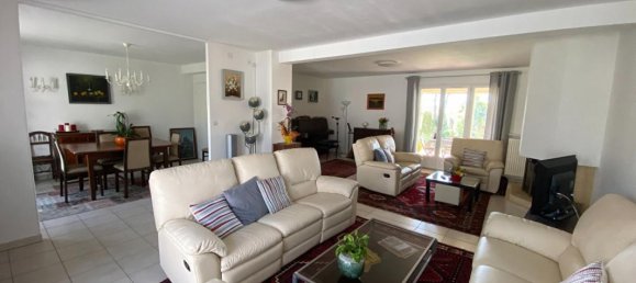 5 bedrooms Villa in Haute-Garonne, France No. 345439 3