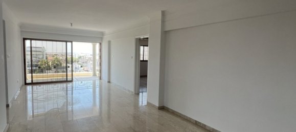 200m² Office in Larnaca, Cyprus No. 26168 18