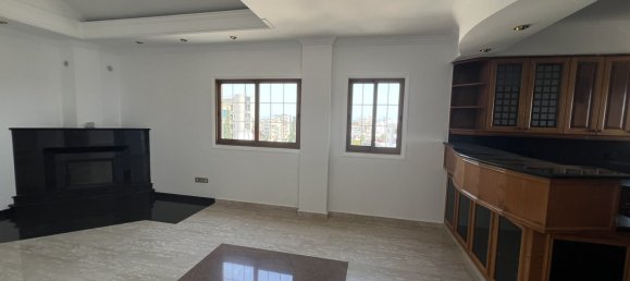 200m² Office in Larnaca, Cyprus No. 26168 2