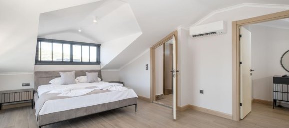 Villa 3+1 in Oludeniz, Turkey No. 15675 15