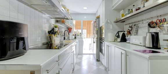 4 Schlafzimmer Wohnung in Majadahonda, Spain, Nr. 170755 4