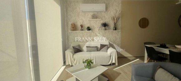 3 bedrooms Penthouse in Victoria, Malta No. 6138 6