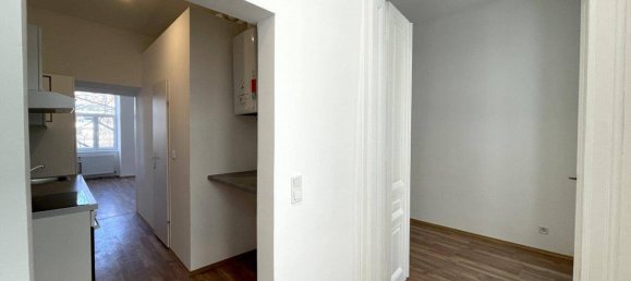 2غرفة شقة في Vienna, Austria رقم 181063 16