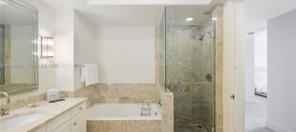 2 dormitorios propiedad comercial en venta en Miami, Miami-Dade, Florida, USA № 614899 6