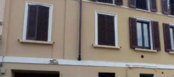 Квартира с 2 комнатами в Монца, Италия № 193265 6