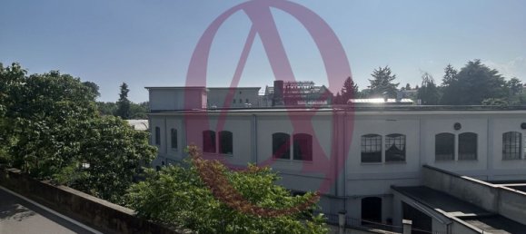 Apartamento de 3 dormitorios en Gorla Minore, Italy No. 363541 42