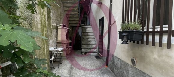 Apartamento de 3 dormitorios en Gorla Minore, Italy No. 363541 11