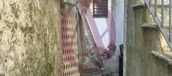 Apartamento de 3 dormitorios en Gorla Minore, Italy No. 363541 14