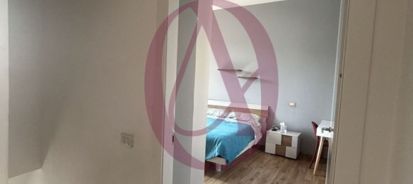 Apartamento de 3 dormitorios en Gorla Minore, Italy No. 363541 36