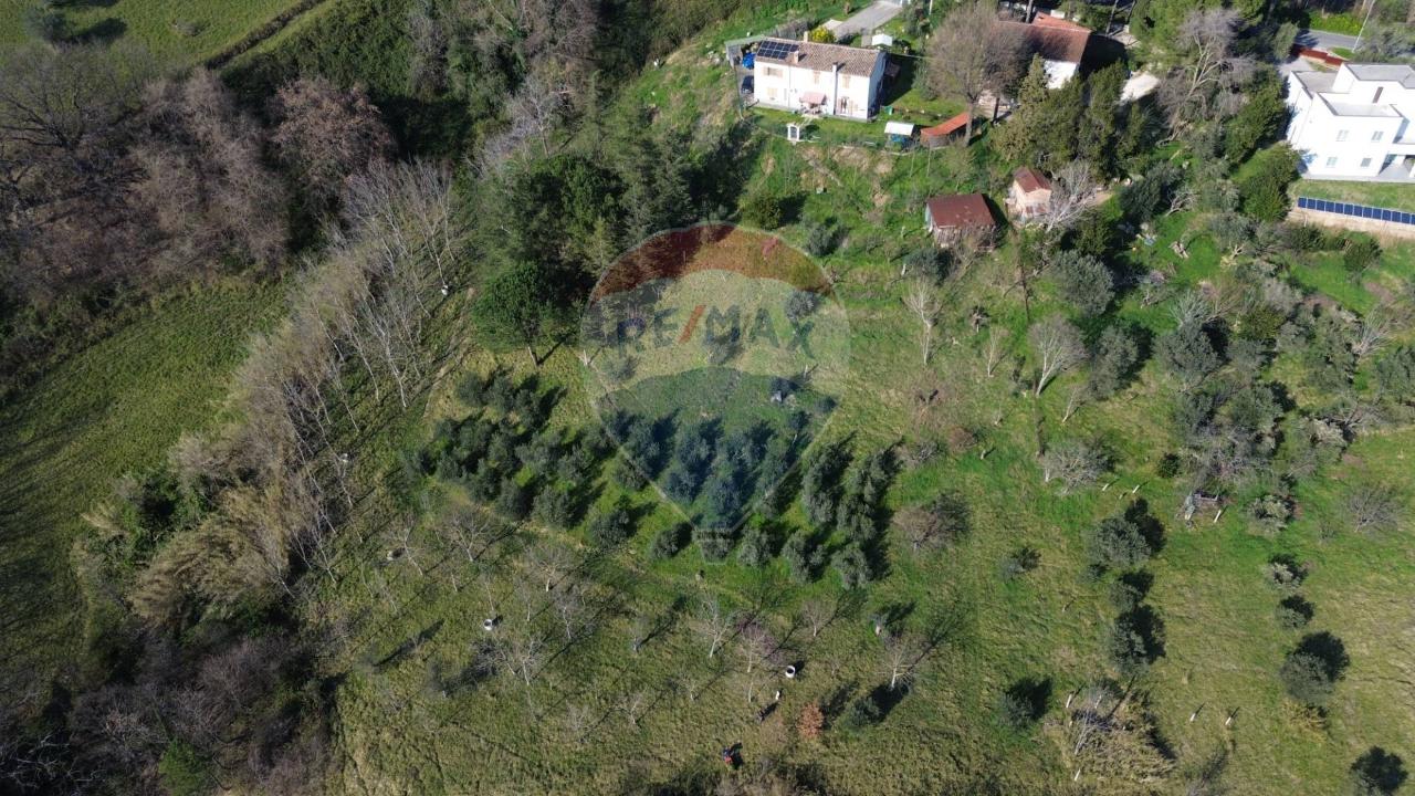 1-Zimmer Grundstück in Castelplanio, Italy, Nr. 12813