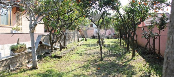 Villa de 2 dormitorios en Ardea, Italy No. 57690 2