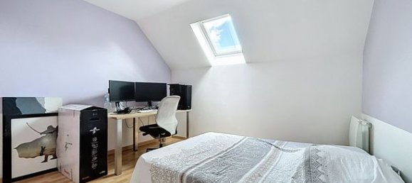 3 bedrooms House in Val-d'Oise, France No. 306899 7