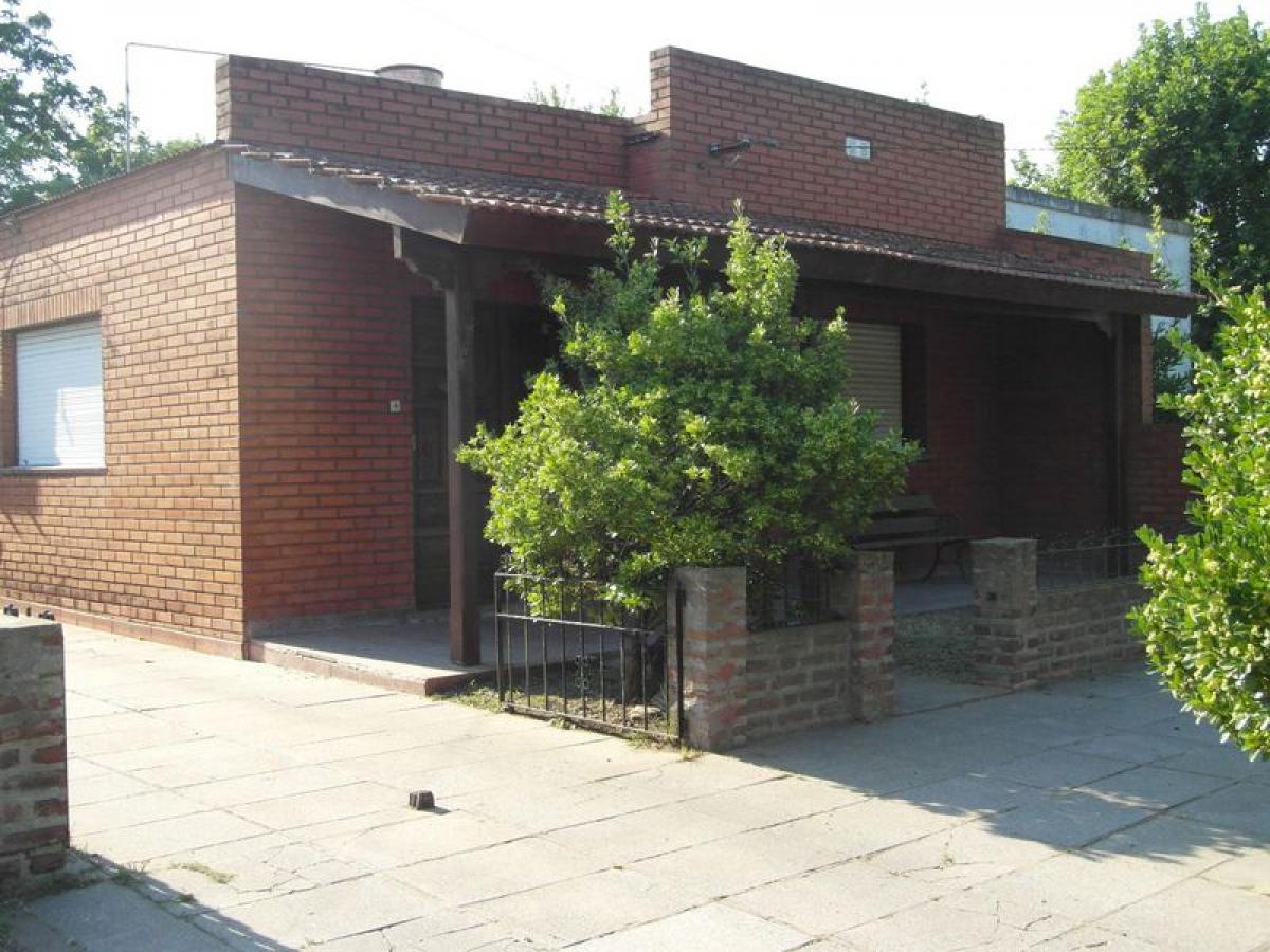 2 bedrooms House in Buenos Aires, Argentina No. 81660