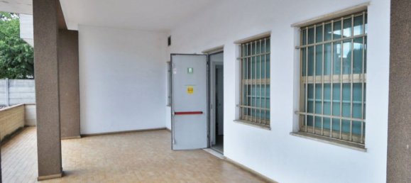 4 rooms Commercial property in Rescaldina, Italy No. 56684 20