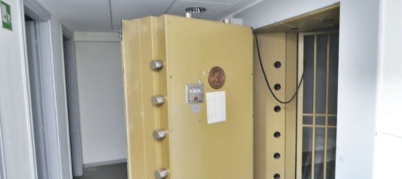 4 rooms Commercial property in Rescaldina, Italy No. 56684 18