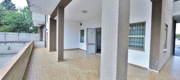 4 rooms Commercial property in Rescaldina, Italy No. 56684 19