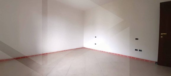 7 rooms Apartment in Castellarano, Italy No. 28520 9