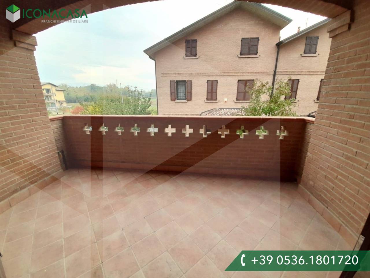 7 rooms Apartment in Castellarano, Italy No. 28520