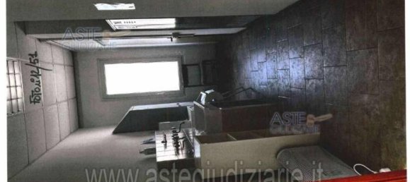 Propiedad comercial en Castel d'Ario, Italy 1255 m² No. 233951 11