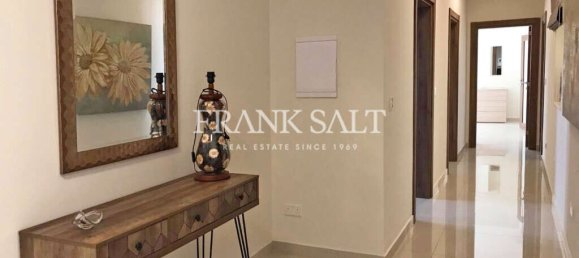 Apartamento de 3 dormitorios en Iklin, Malta No. 7998 8