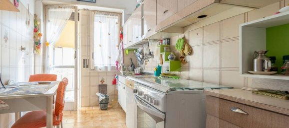 3-salle Appartement à Rome, Italy No. 20235 9