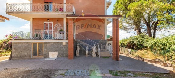 3-salle Appartement à Guidonia Montecelio, Italy No. 168079 10