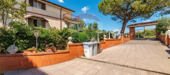 3-salle Appartement à Guidonia Montecelio, Italy No. 168079 19