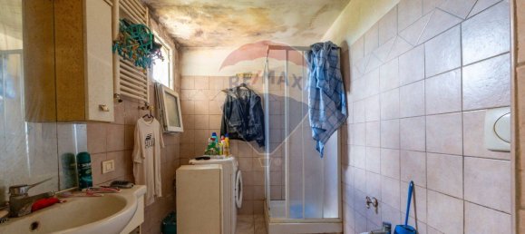 3-salle Appartement à Guidonia Montecelio, Italy No. 168079 14