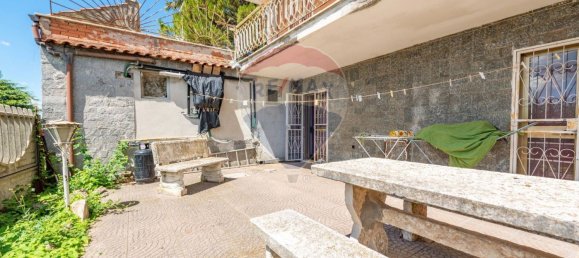 3-salle Appartement à Guidonia Montecelio, Italy No. 168079 16