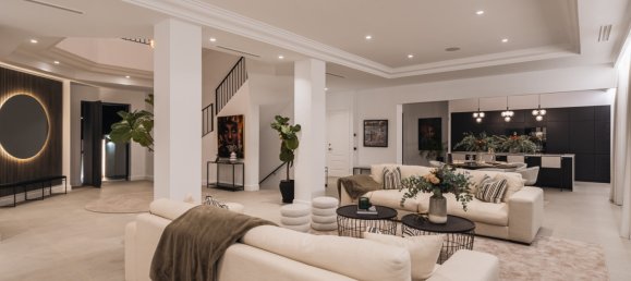 Вилла с 6 спальнями в Малага, Испания № 49796 64