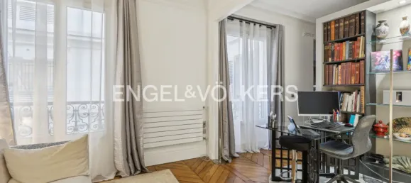 4 chambres Appartement à Paris, France No. 168717 6