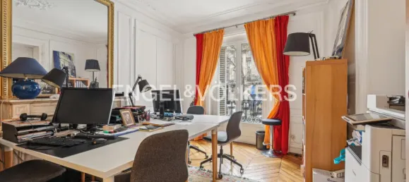 4 chambres Appartement à Paris, France No. 168717 8