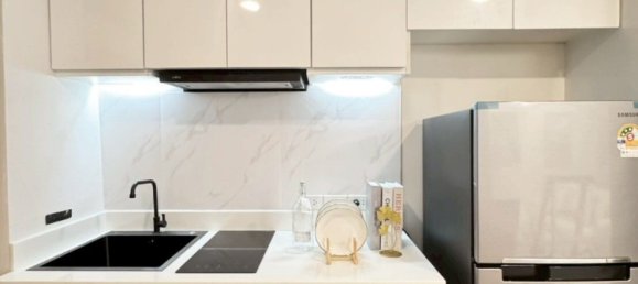 Apartamento em condomínio em Watthana, Thailand N.º 68701 15