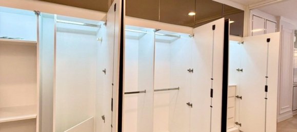 Apartamento em condomínio em Watthana, Thailand N.º 68701 9