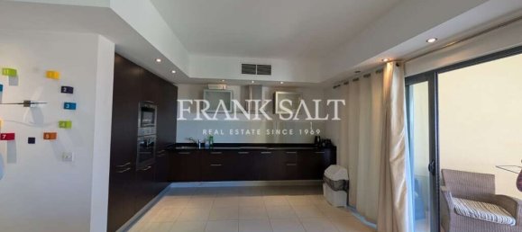 3 Schlafzimmer Wohnung in Mellieha, Malta, Nr. 3053 2